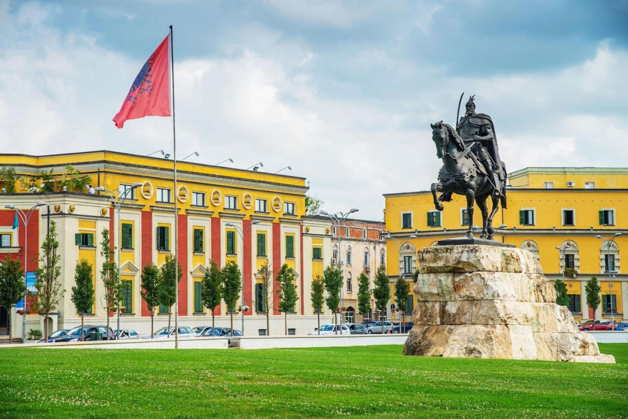 Enjoy Travel Central Apartments Tirana Exteriér fotografie